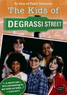 Постер сериала «Дети с улицы Деграсси»