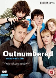 Постер сериала «В меньшинстве»